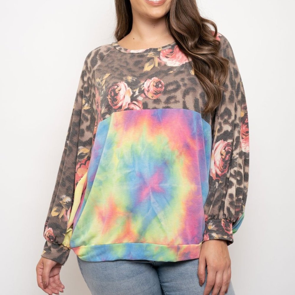 New Junior's Cute Boutique cheetah tie dye top